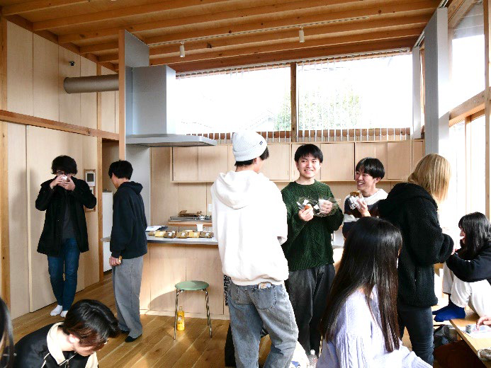 05.jpg