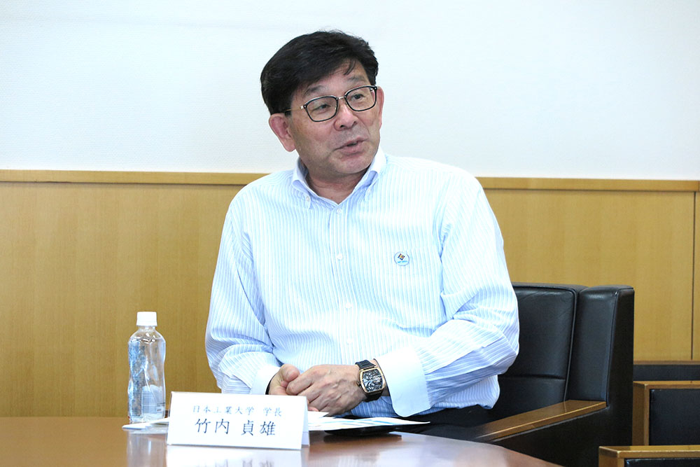 埼玉新聞‗学長.JPG