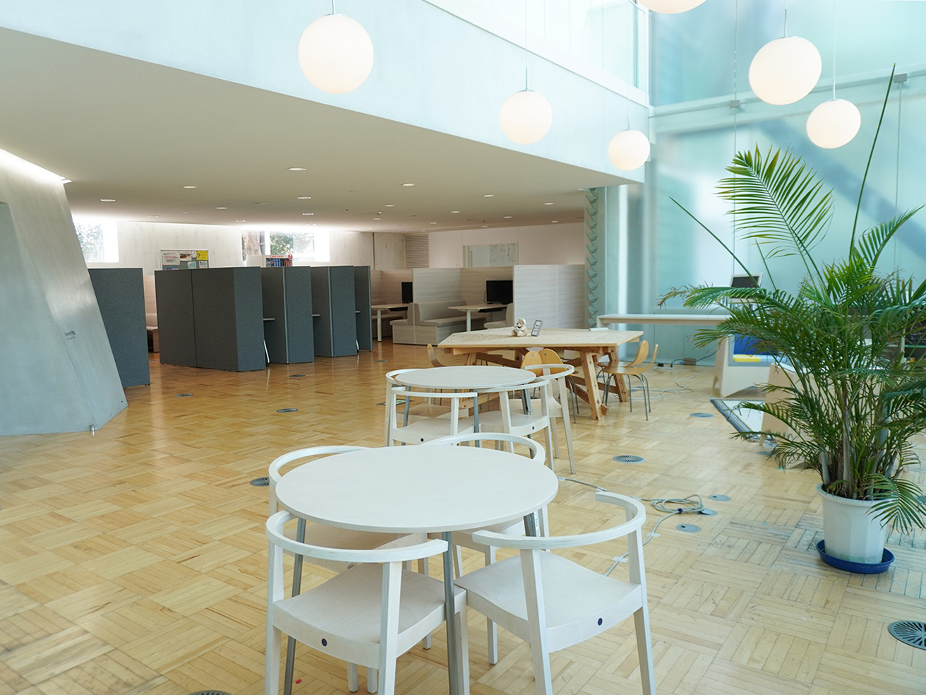 ブックラウンジA (29).JPG