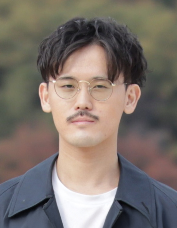 澤田隼先生(HP).jpg