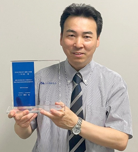 二ノ宮教授2.jpg