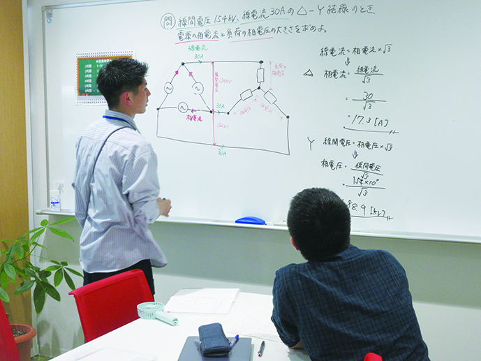 ①SA小菅指導中.jpg
