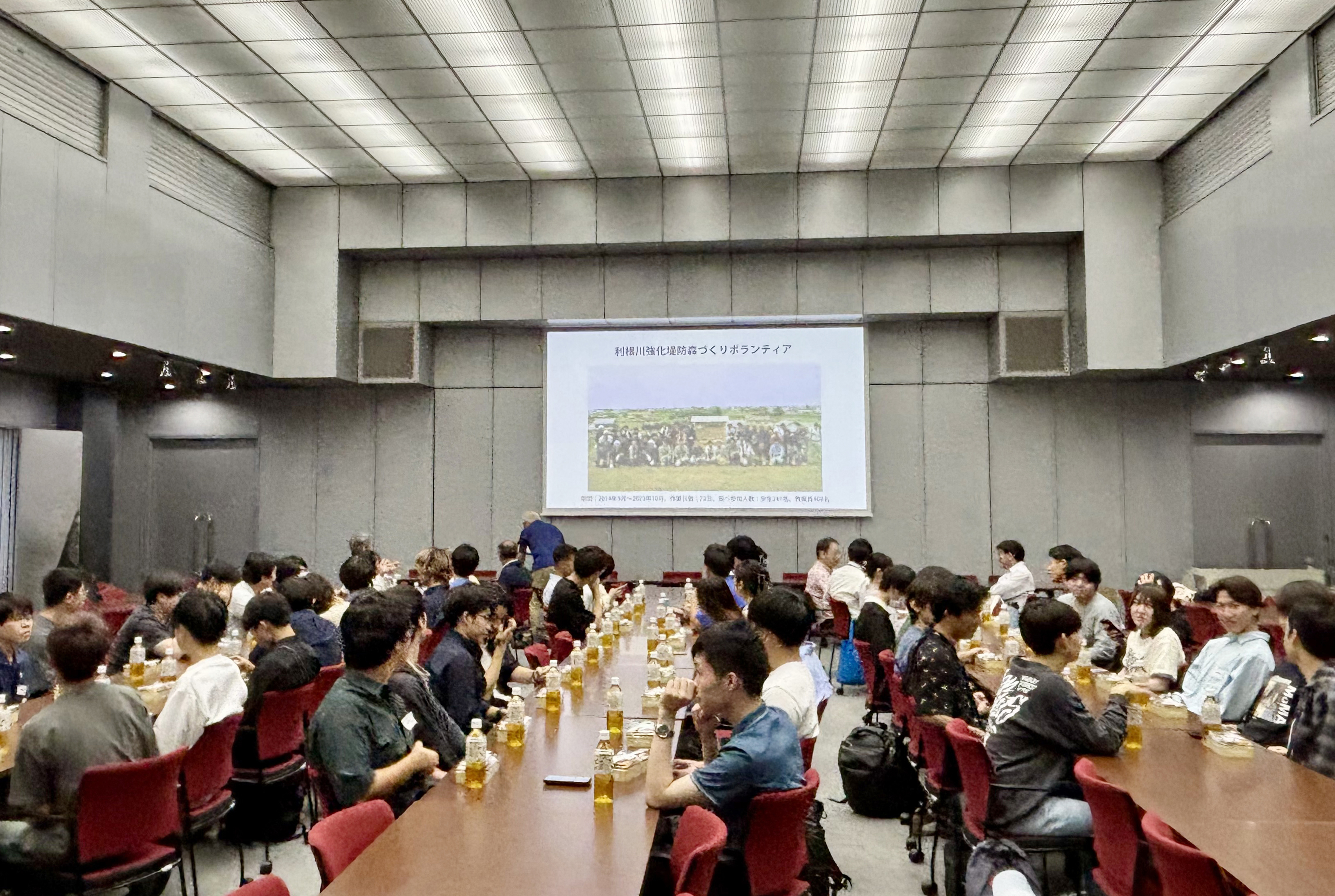昼食会（HP）.jpg