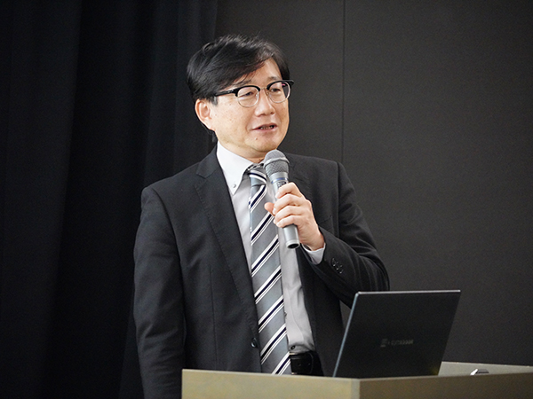 写真4_内田先生.jpg