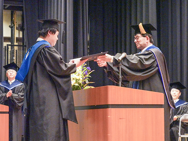 250920graduation_002.jpg