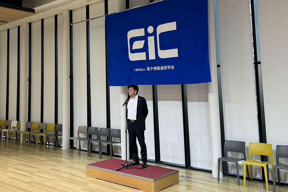 Image 竹内学長（平栗先生撮影２）.png