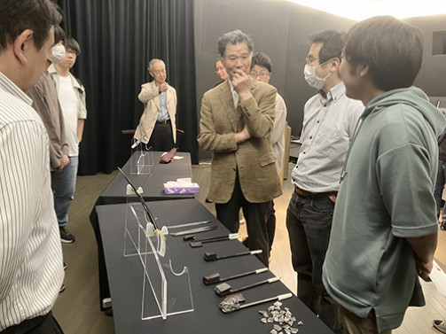 和鐵と日本刀サムネイル.jpg