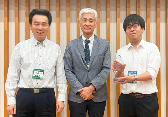 機械システム工学専攻　岡安賢也他（受賞）サムネイル.jpg
